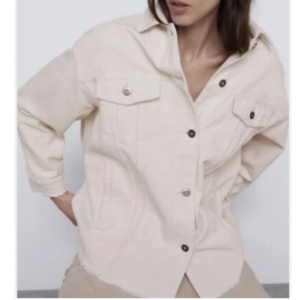 ZARA Corduroy Oversized Shacket Raw Hem Frayed Shirt Jacket Cotton Ivory XS
